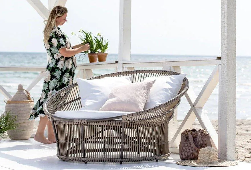 AluRattan™ Round Nest Chair - Available in Three Colors