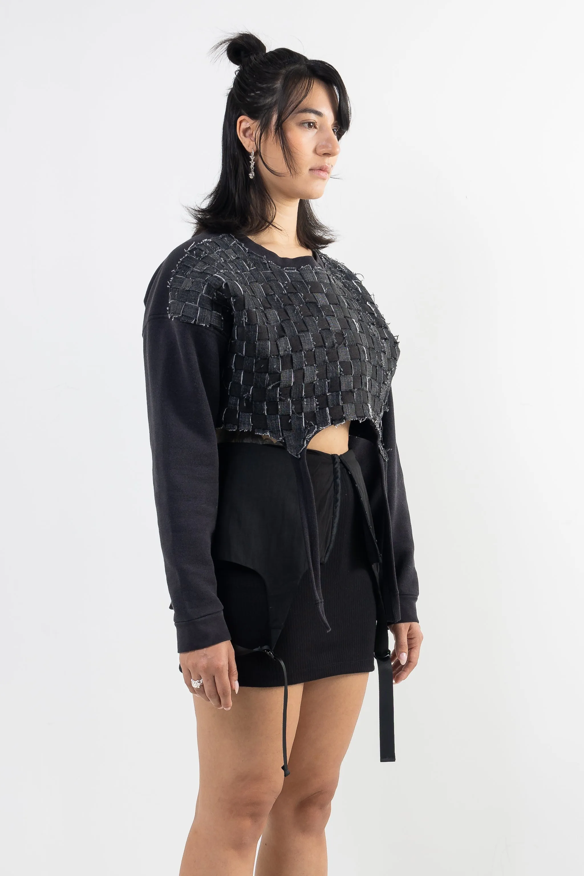ASTRA CROPPED SWEATSHIRT