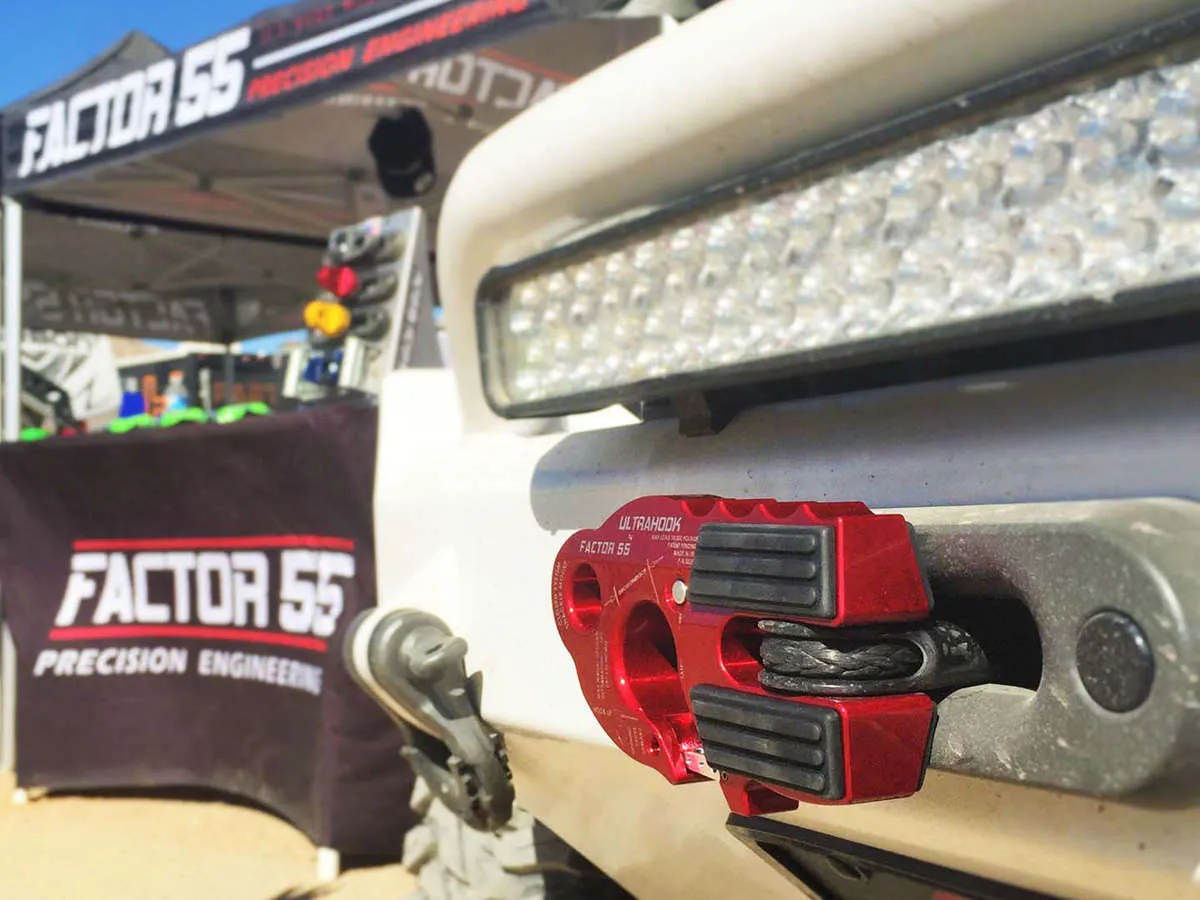 Factor 55 | UltraHook Low Profile Shackle Mount