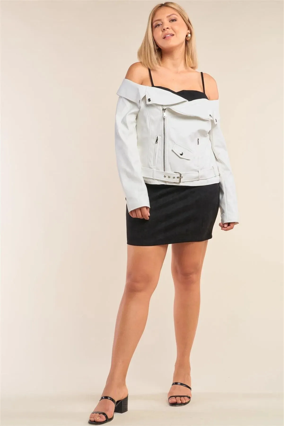 Junior Plus Size Snowball White Vegan Leather Off-The-Shoulder Oblique Zipper Belted Cropped Jacket /2-2-2