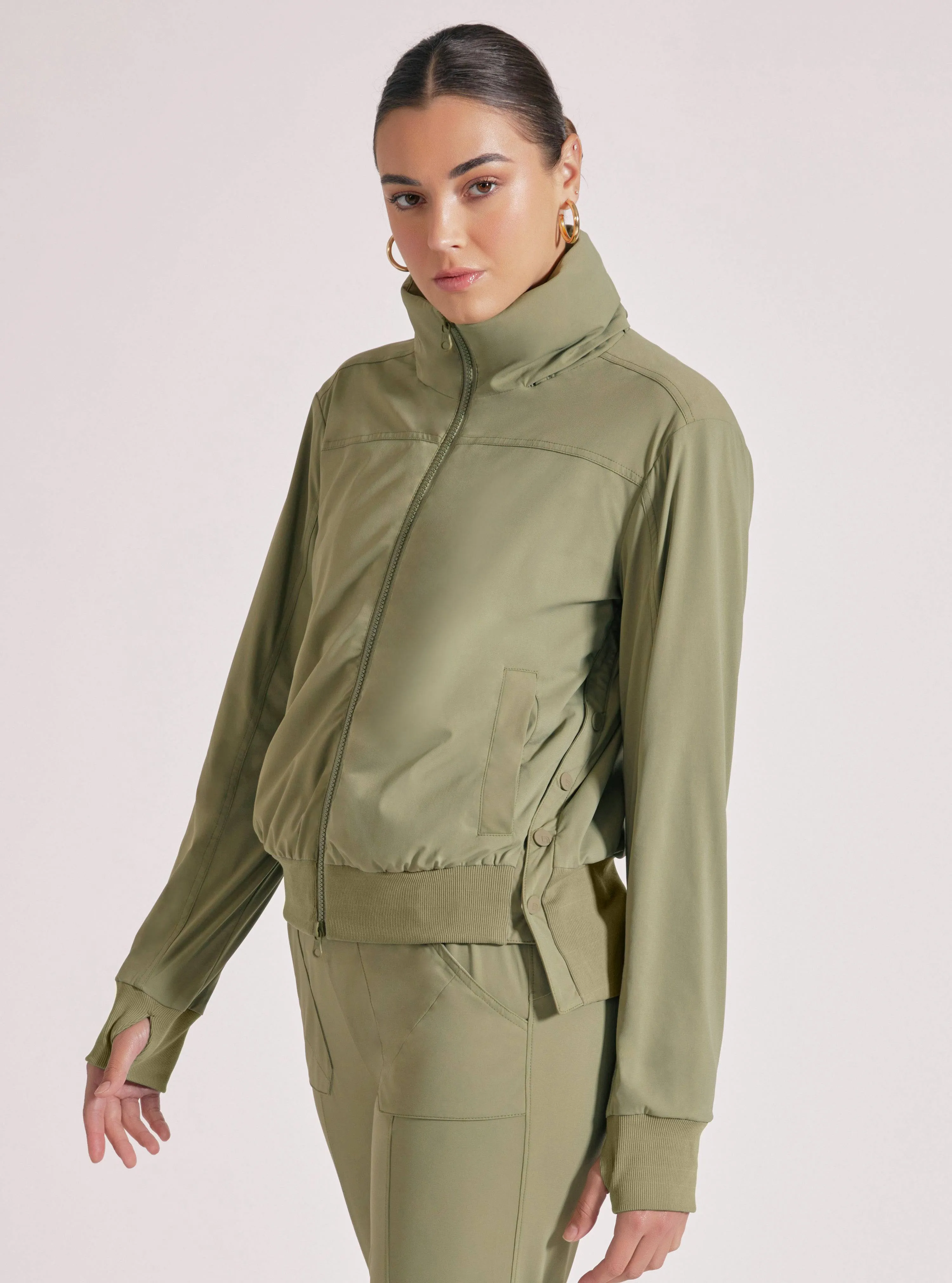 Mastermind Bomber - Olive