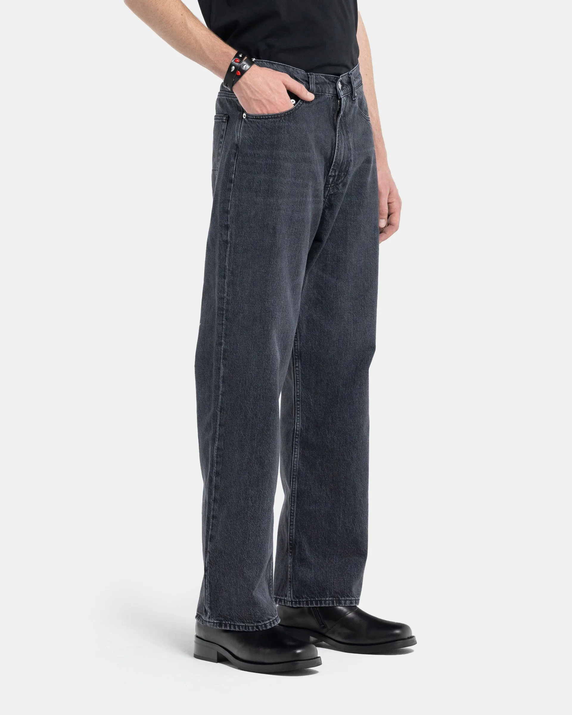 Third Cut Denim in Supergrey Wash
