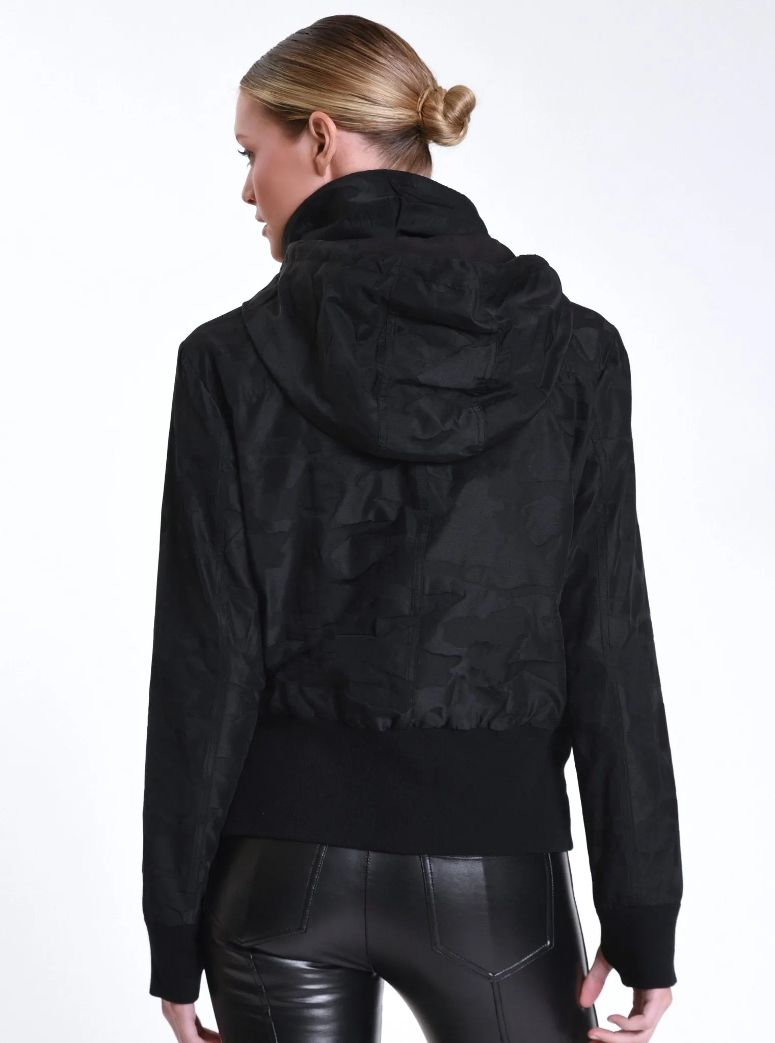 Violette Gold Camo Bomber
